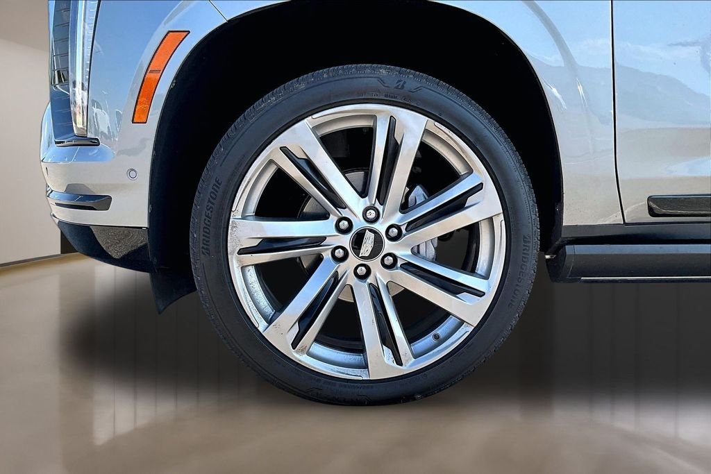 Used 2026 Silver Cadillac Sport image 8