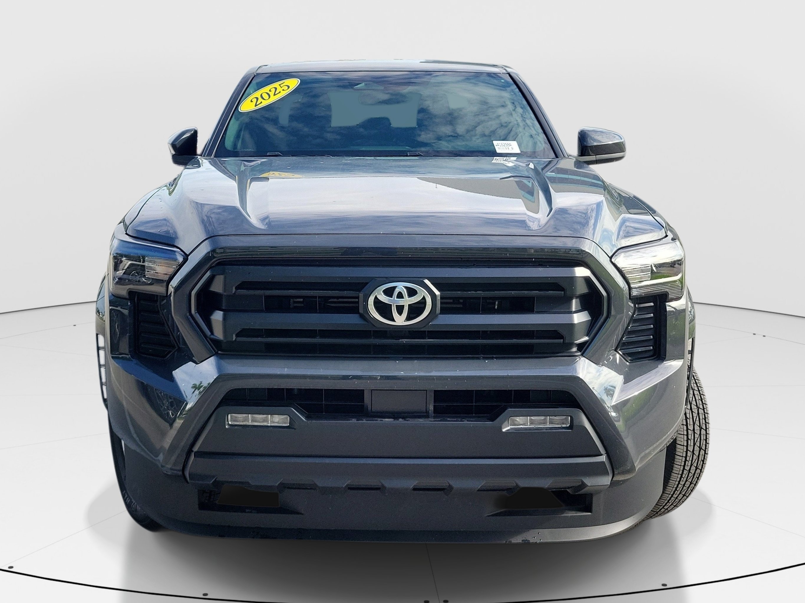 Used 2025 Underground Toyota SR5 image 2