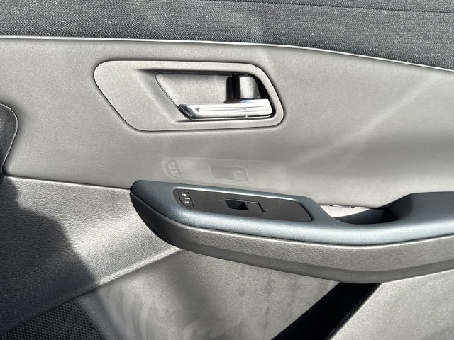 2026 Nissan LEAF Platinum+ - Photo 18