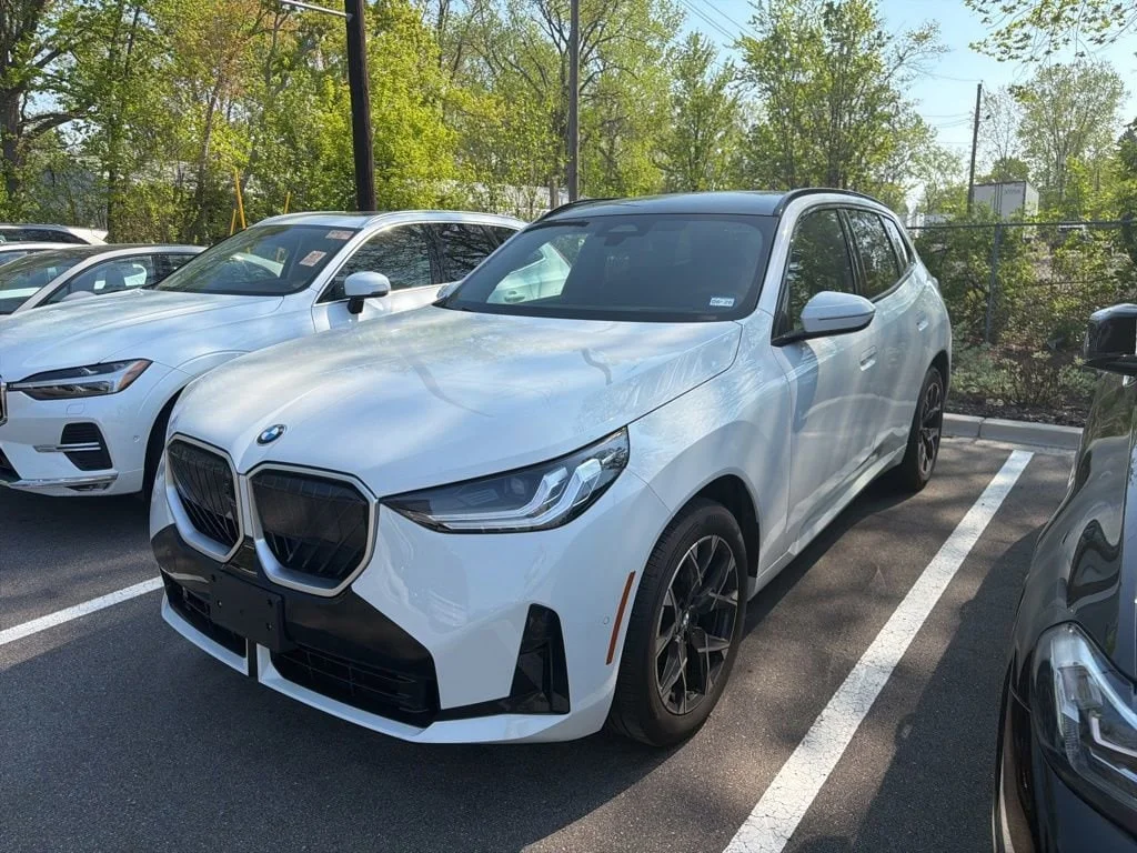 2025 BMW X3 30 XDRIVE's photo