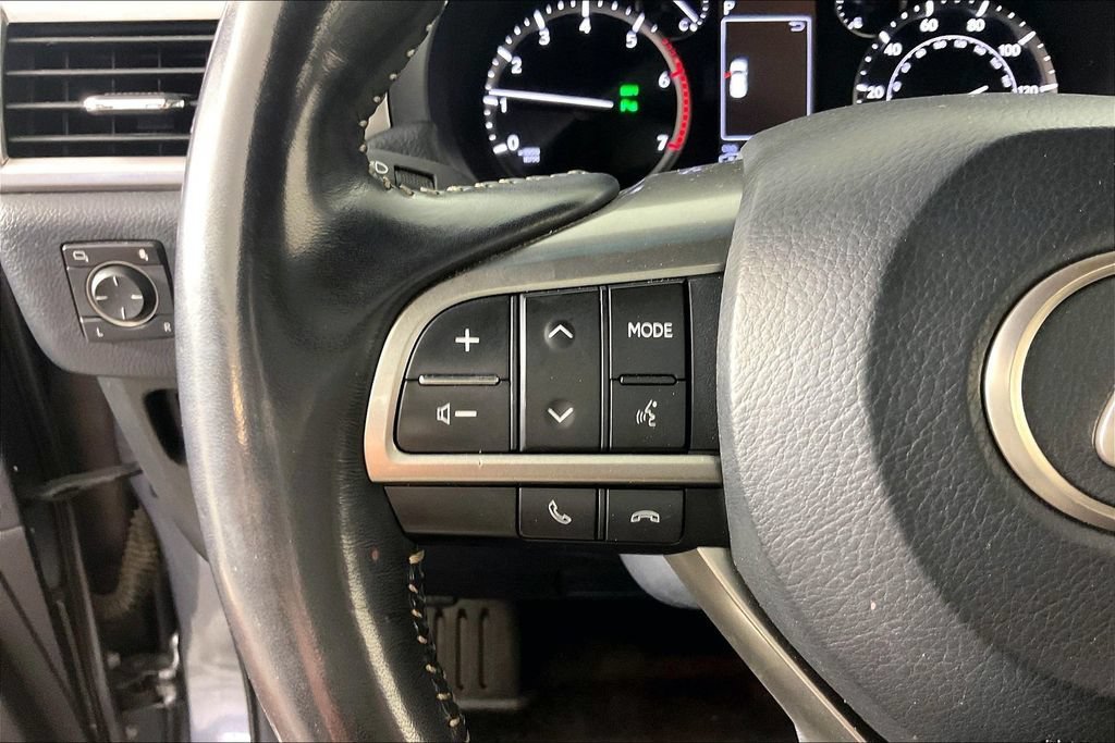 Used 2022 Gray Lexus Luxury image 10