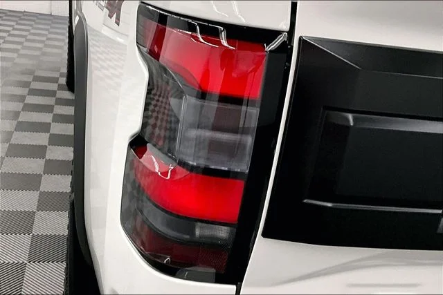 New 2026 Glacier White Nissan PRO-4X w/R Package image 22