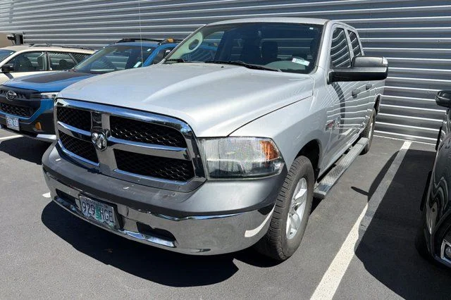Used 2015 Silver Ram Tradesman image 2