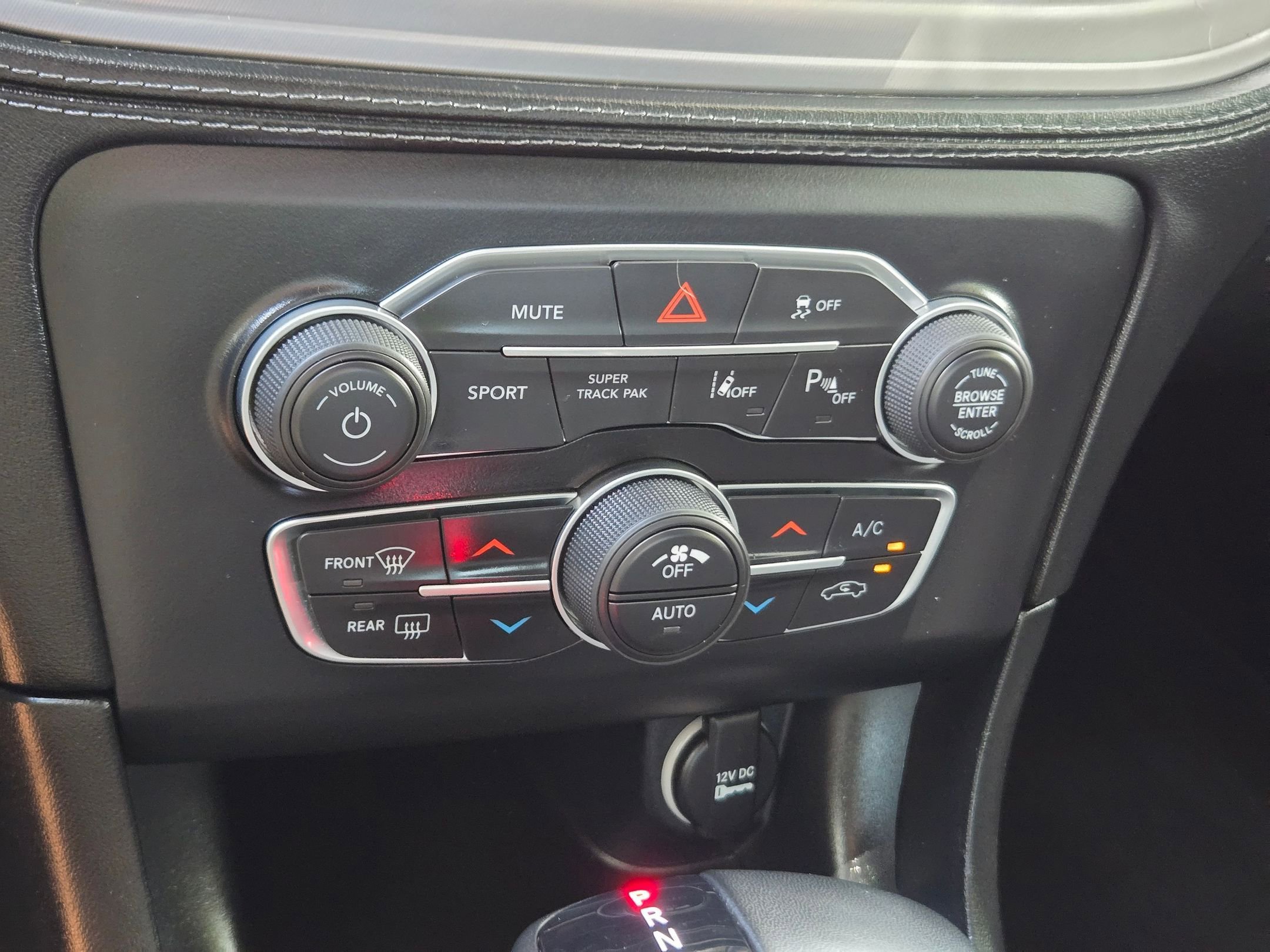 Used 2023 Torred Clearcoat Dodge R/T image 17