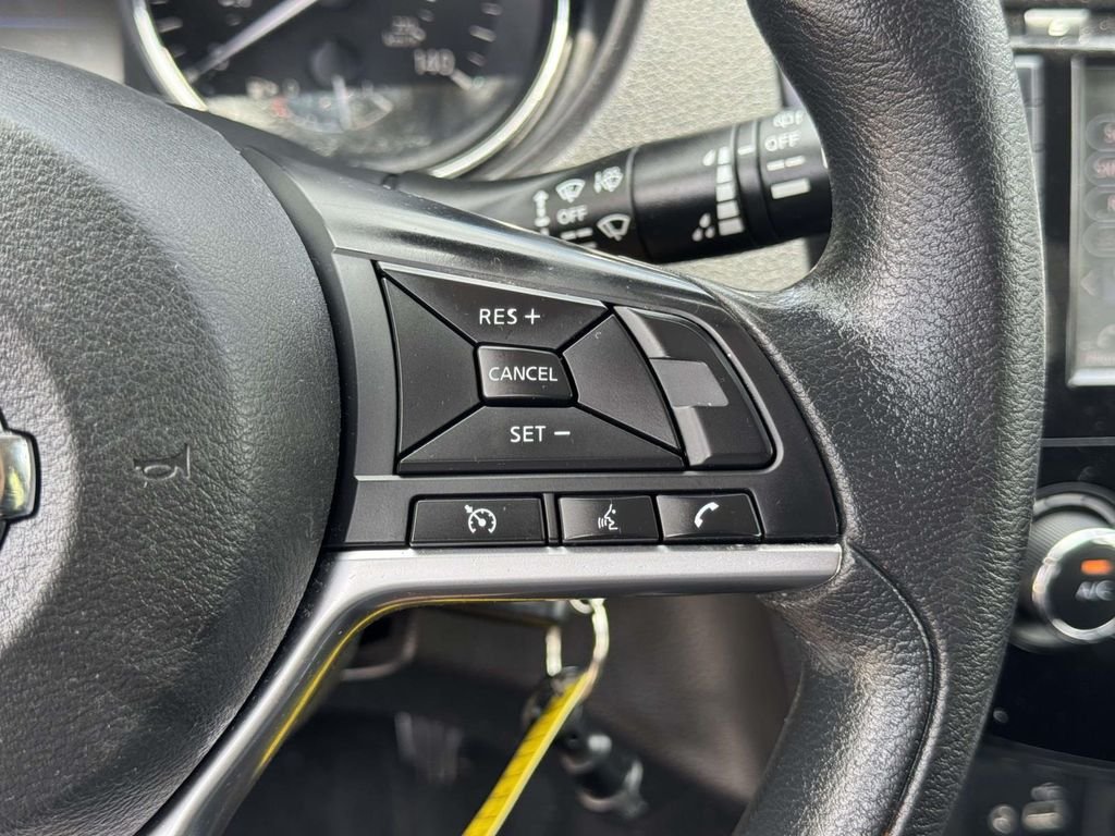 Used 2019 Silver Nissan S image 12