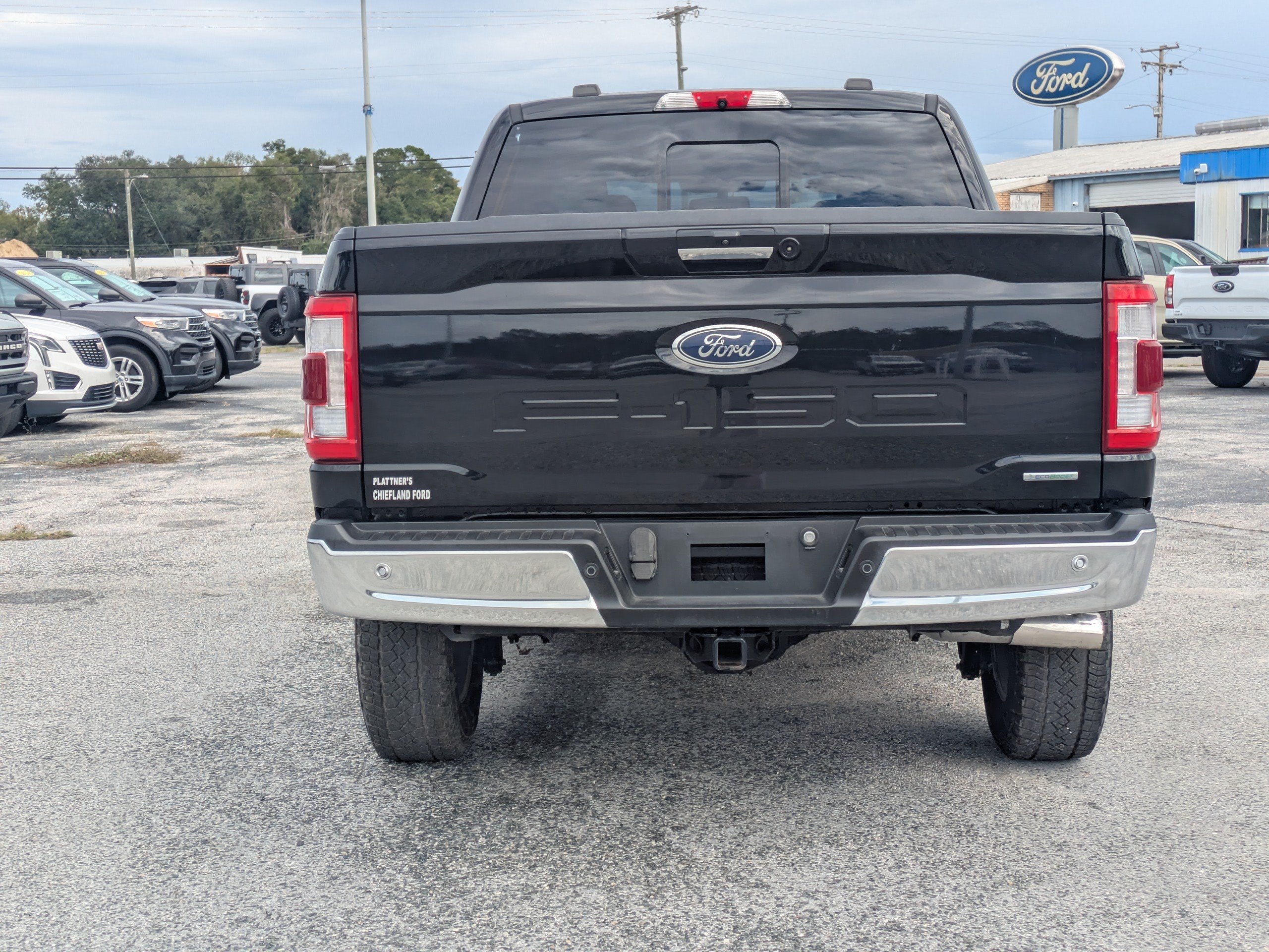 Used 2022 Agate Black Metallic Ford LARIAT image 5