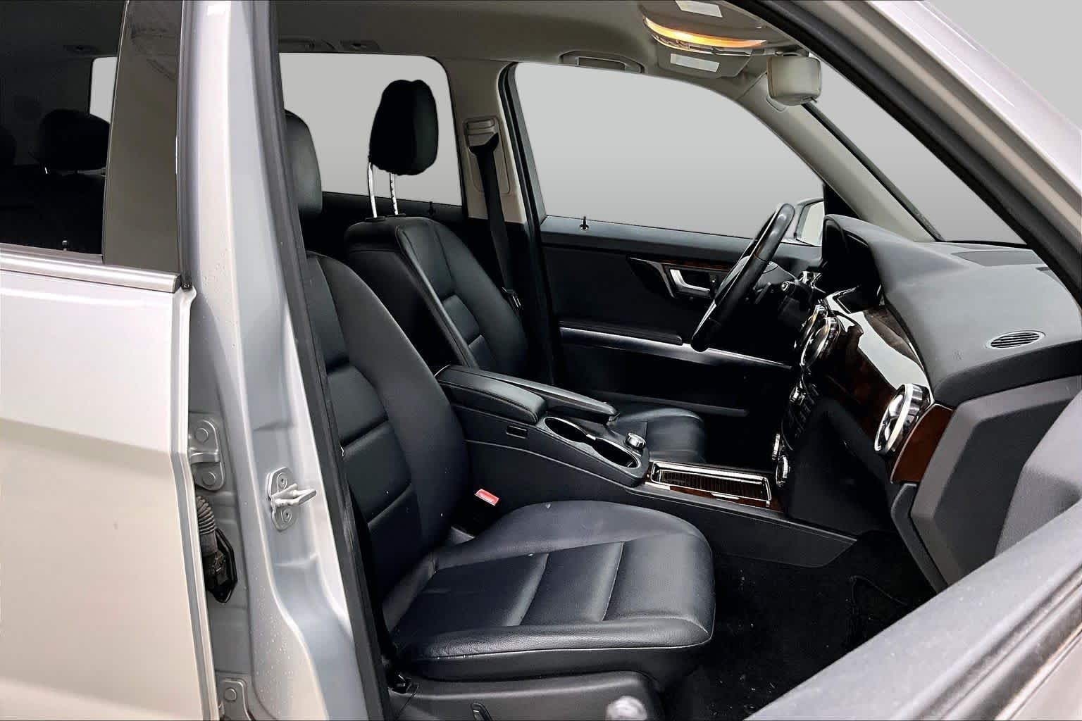 Pre-Owned 2013 Mercedes-Benz GLK 350