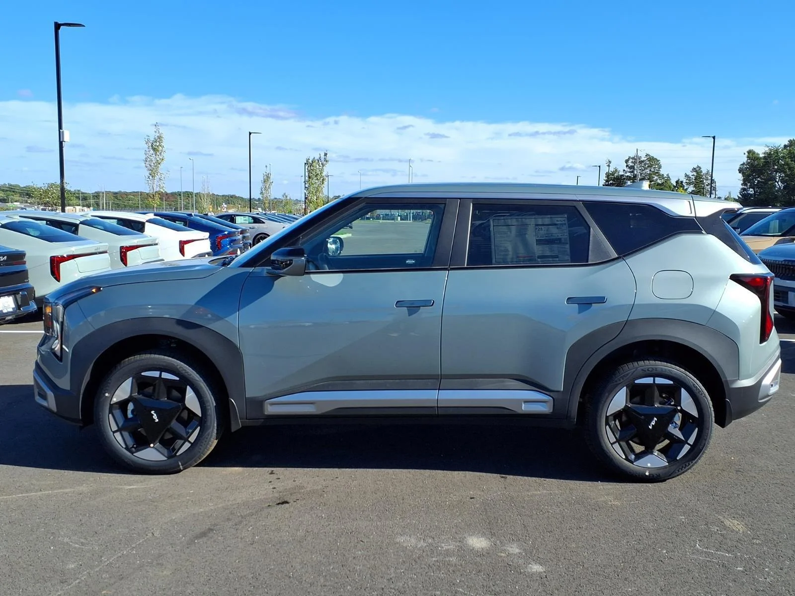 New 2027 Iceberg Green Kia S image 14