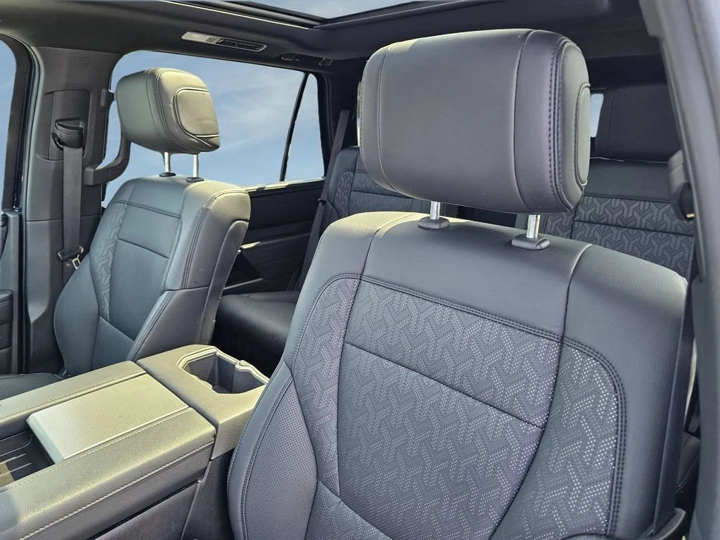 Used 2025 Blueprint Toyota SR5 image 18