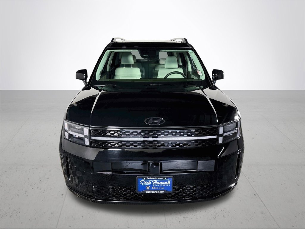 Used 2025 Phantom Black Hyundai Calligraphy image 3