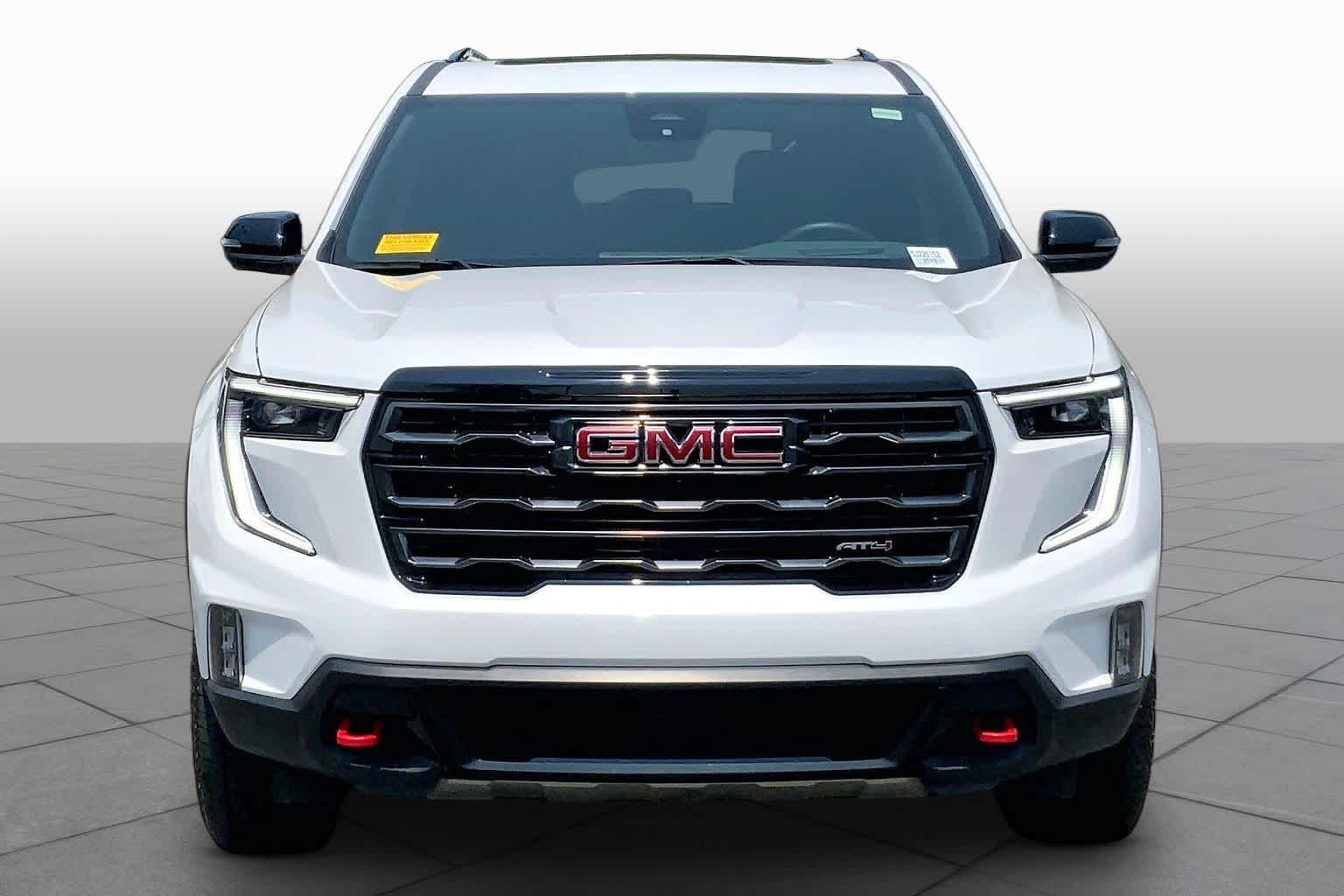 Used 2025 White Frost Tricoat GMC AWD AT4 image 3