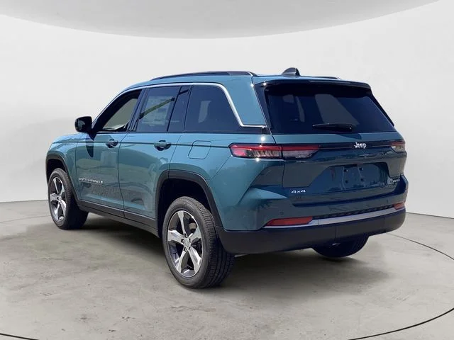 New 2026 Steel Blue Jeep LIMITED 4X4 image 3