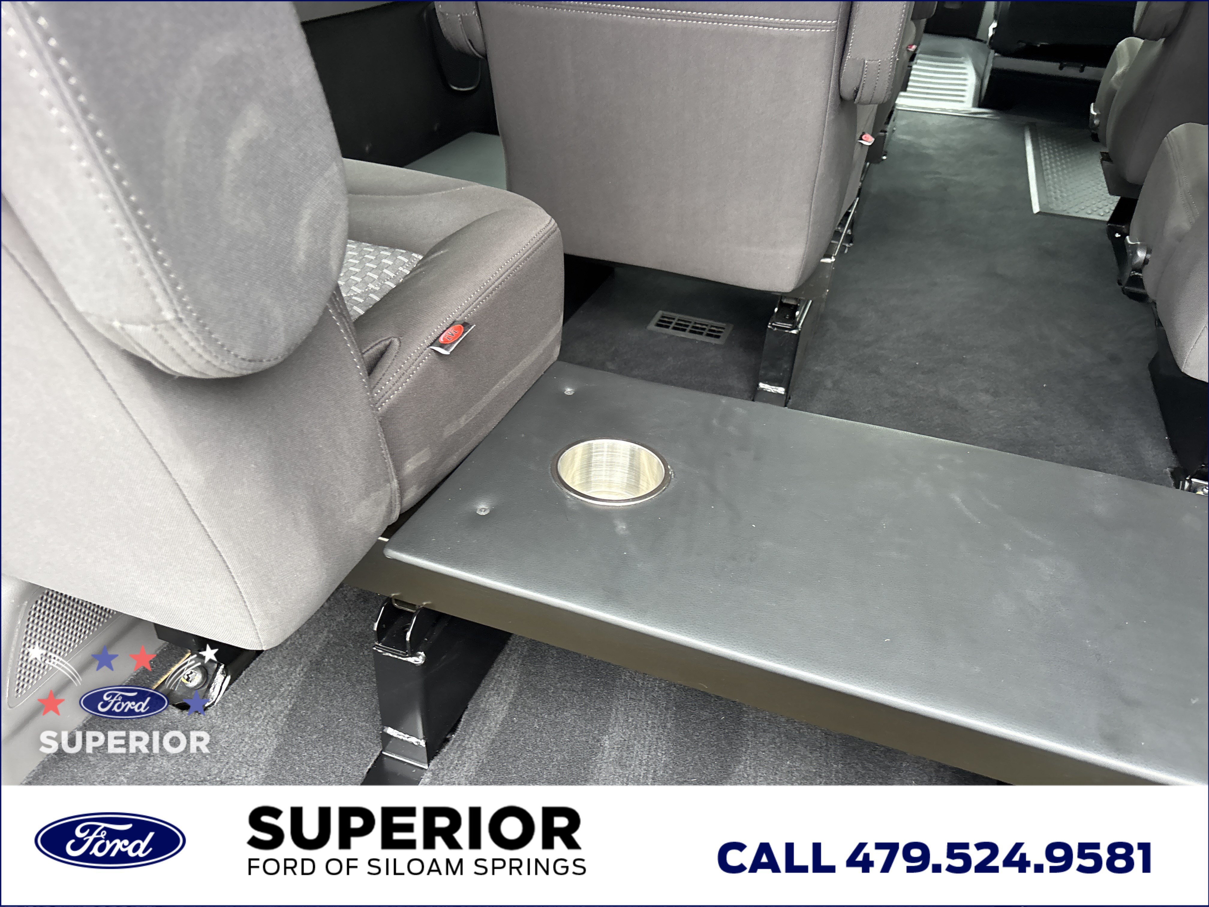 Used 2023  Ford XLT image 9
