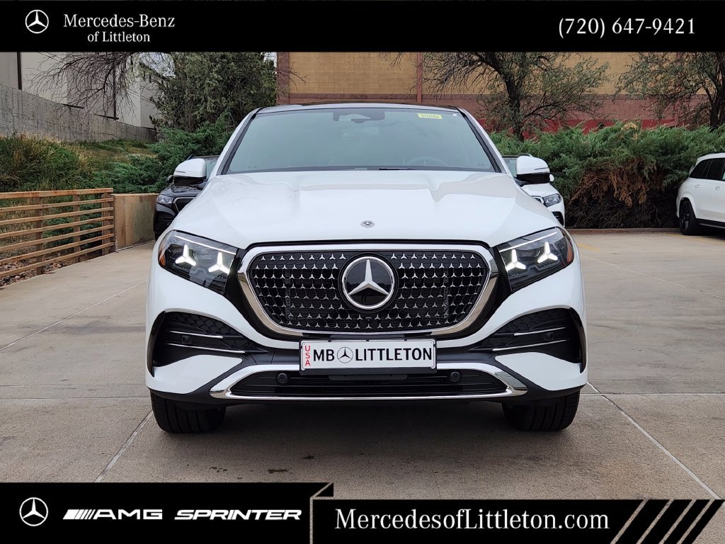 New 2027 MANUFAKTUR Moonlight White Metallic Mercedes-Benz GLE 450 Coupe image 2