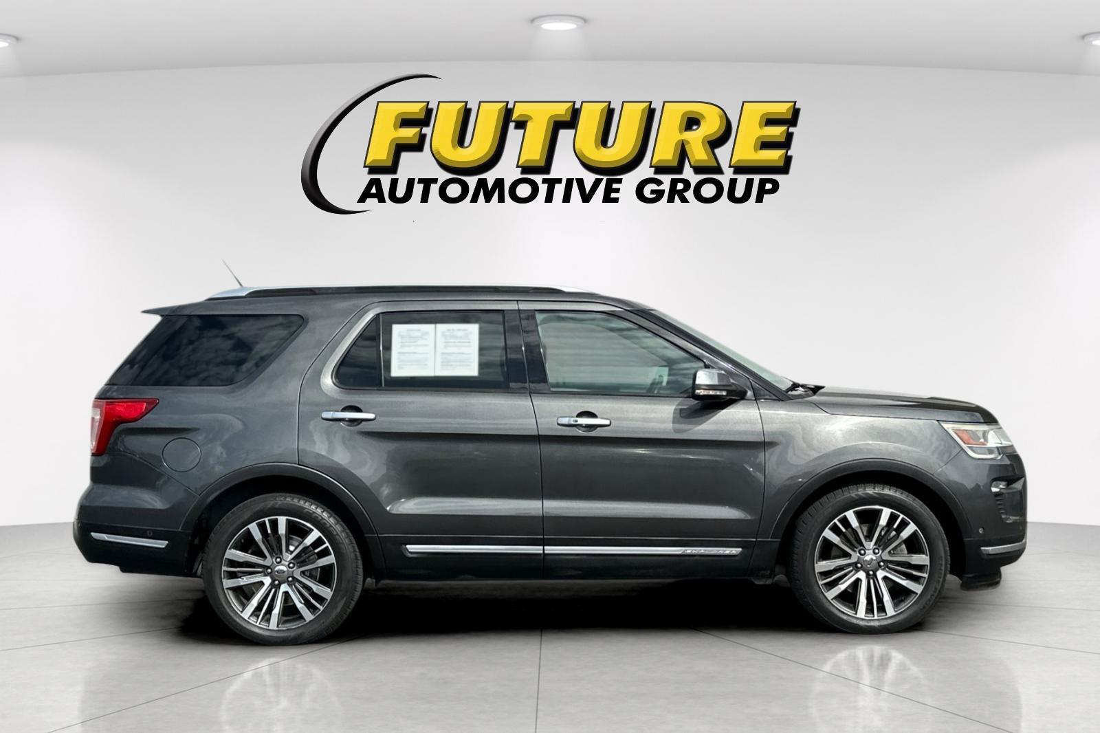 Used 2018 Gray Ford Platinum image 2