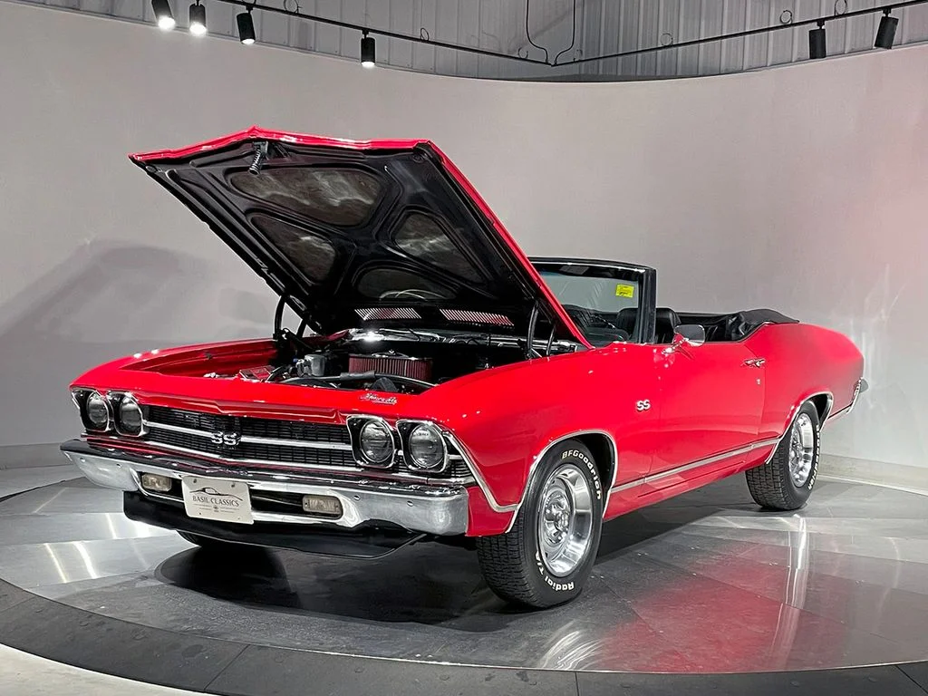 Used 1969 Red Chevrolet  image 23