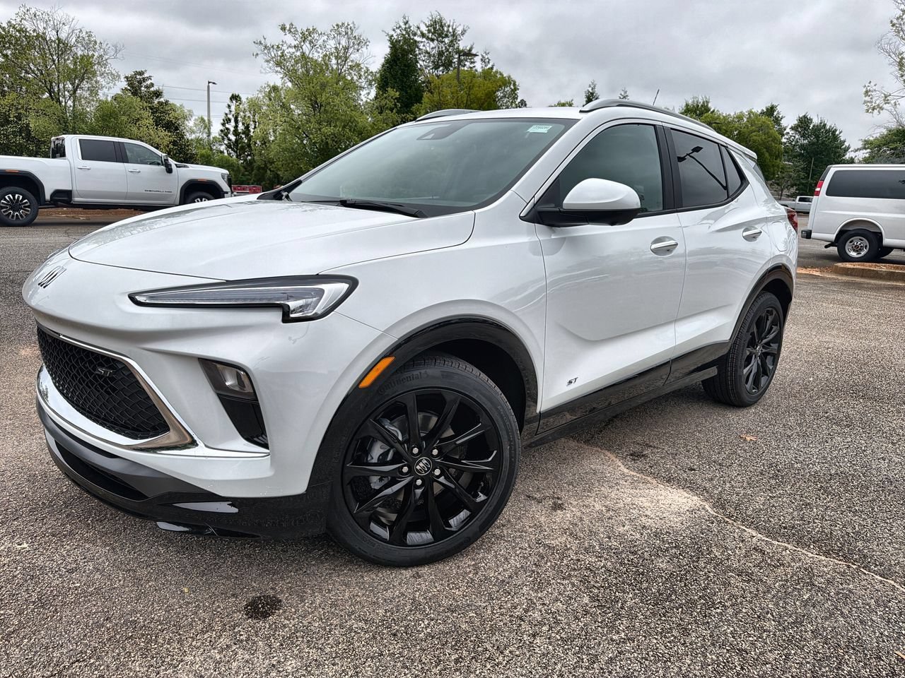 2026 Buick Encore GX Sport Touring - Photo 1