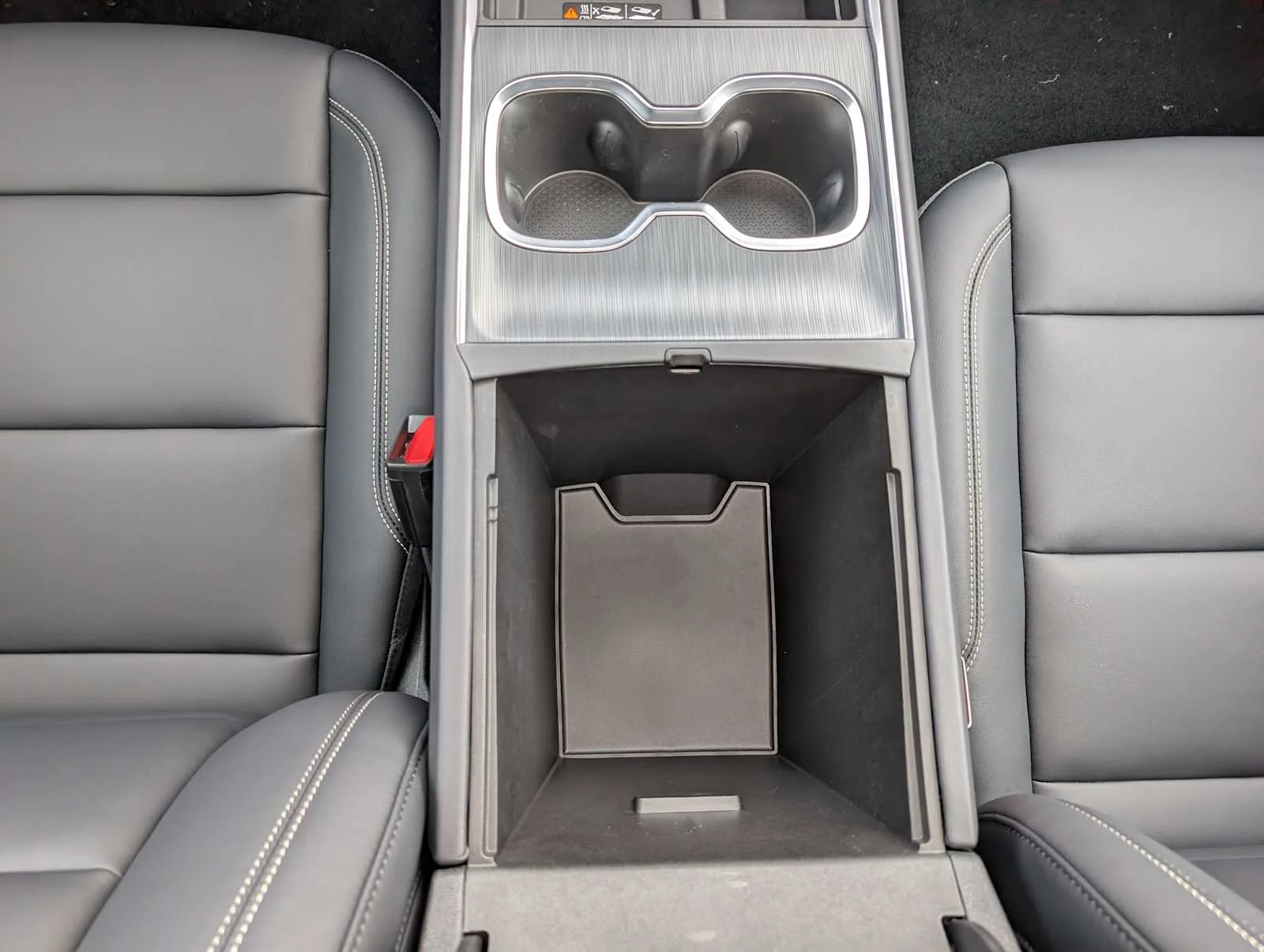 New 2027 Sterling Metallic GMC Elevation image 15