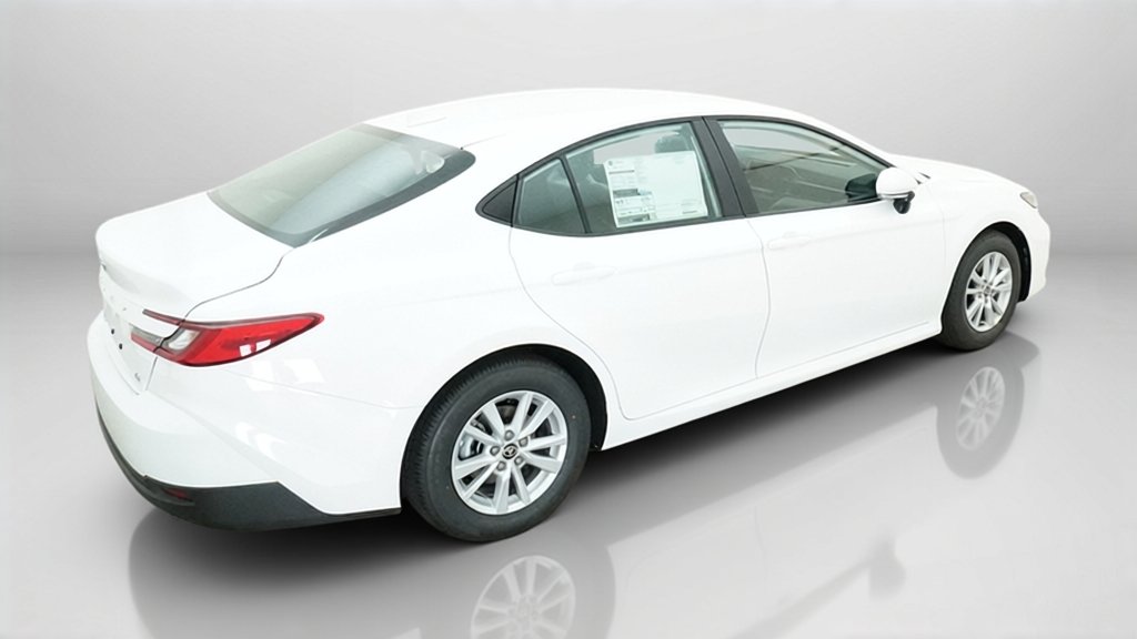 New 2026 Ice Cap Toyota LE image 9