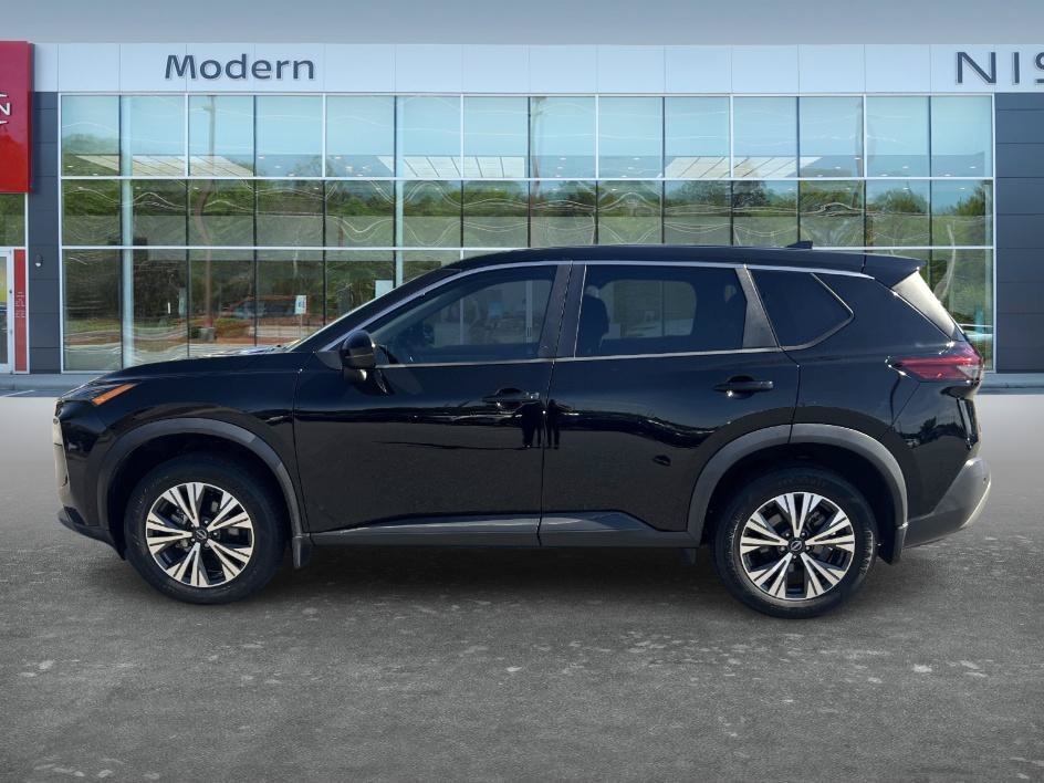 Used 2022 Super Black Nissan SV image 8