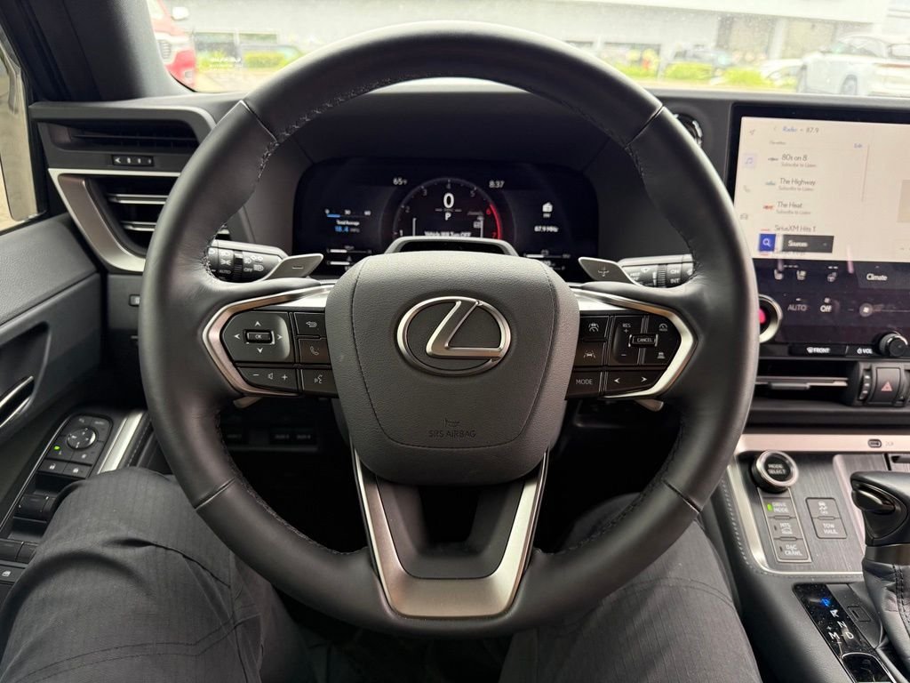 Used 2025 Eminent White Pearl Lexus 550 Overtrail image 6