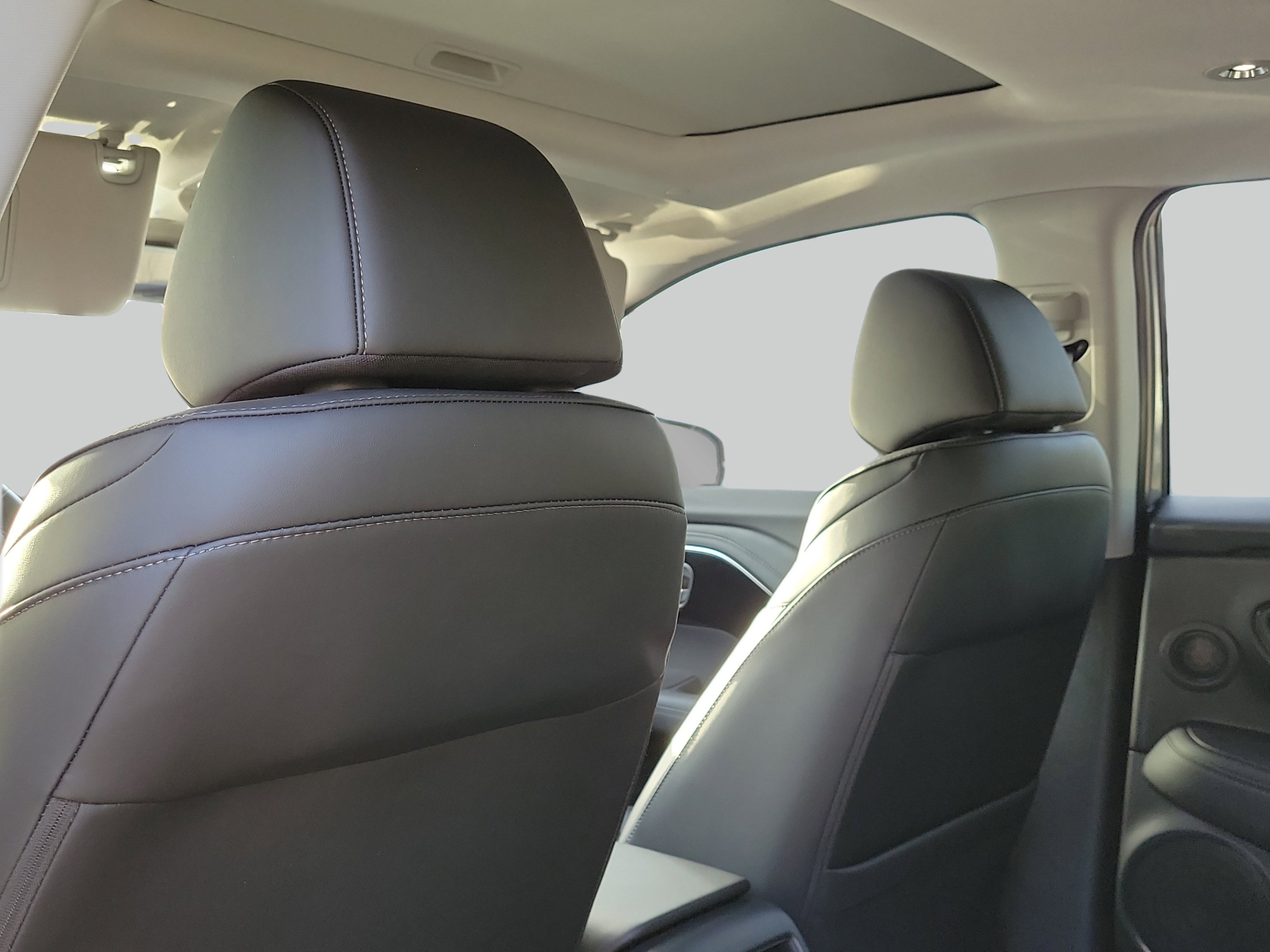 Used 2025 Urban Gray Acura NAVI image 12