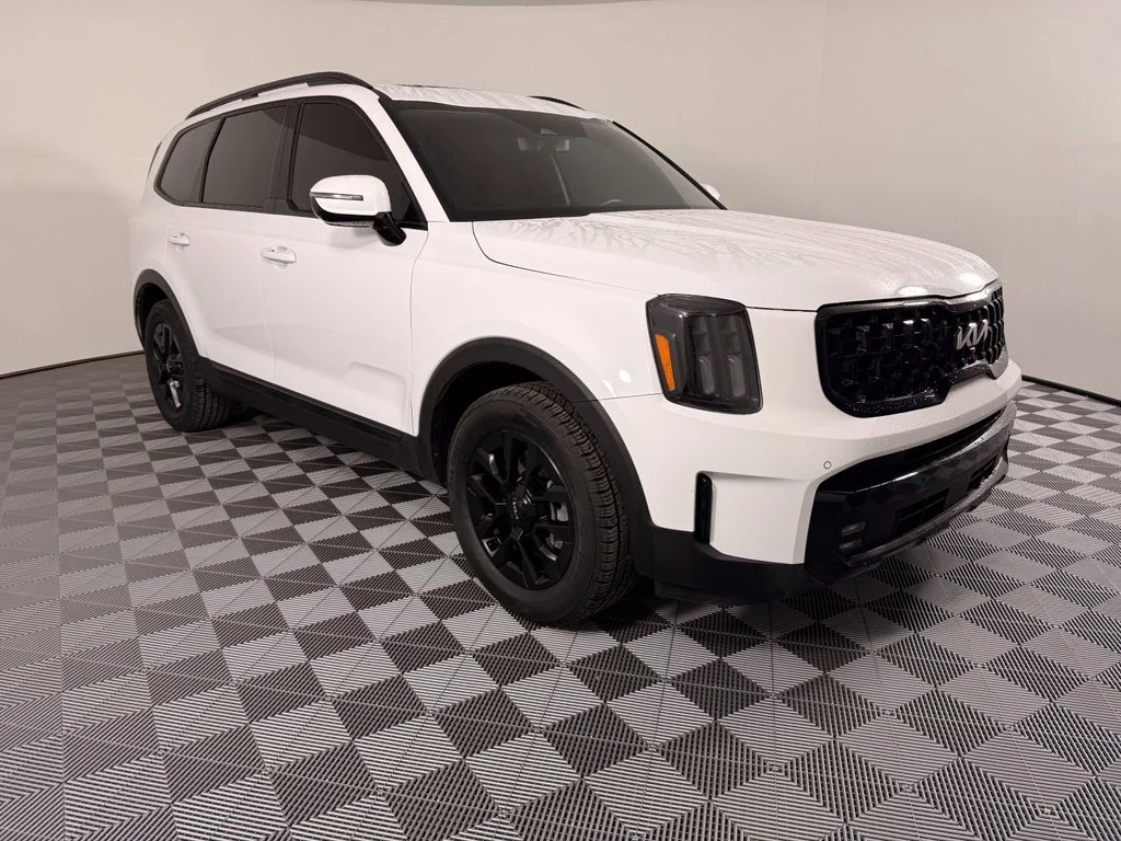 Certified Used 2024 White Kia SX-Prestige X-Pro image 5
