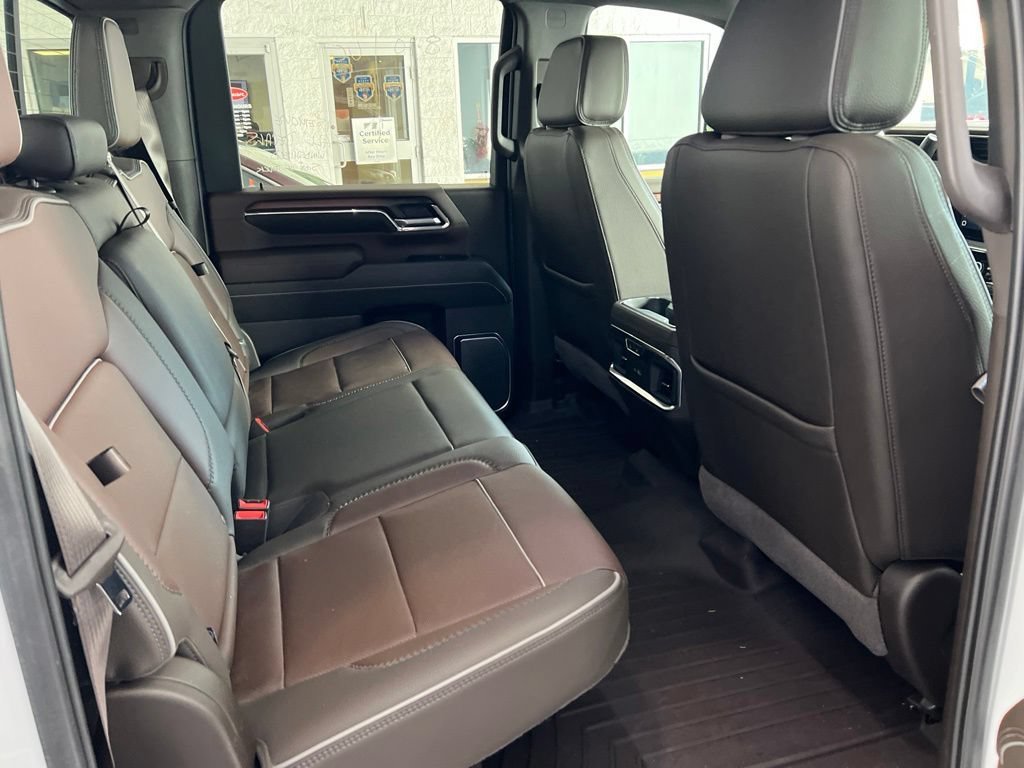 Used 2024 Summit White GMC Denali image 5