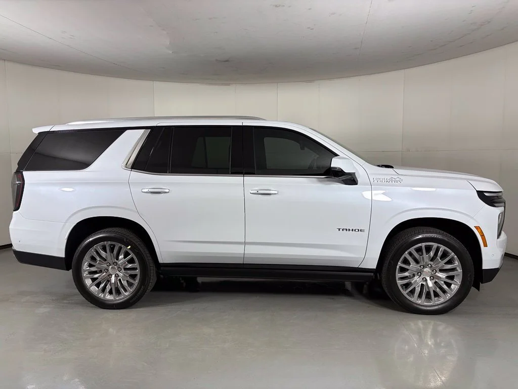 New 2026 Polar White Tricoat Chevrolet High Country image 10