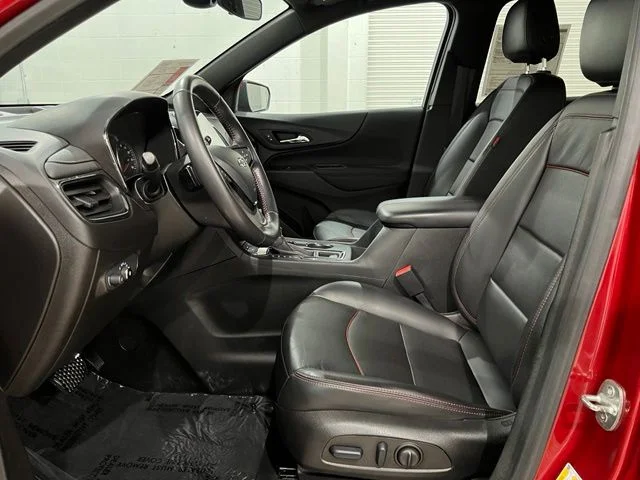 Used 2022 Red Chevrolet RS image 9