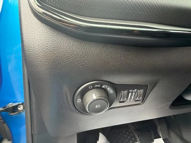 Used 2025 Blue Jeep Trailhawk image 31