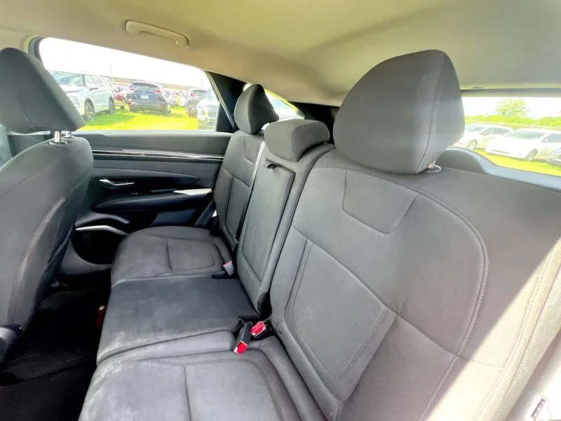Used 2022 RED Hyundai SEL image 16