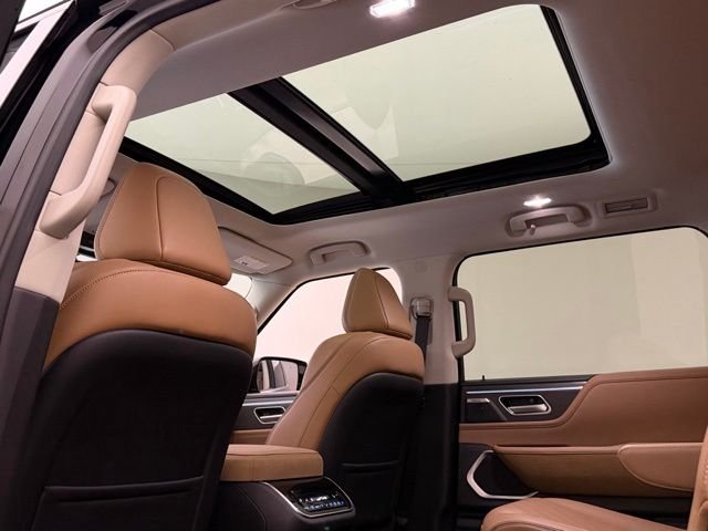 New 2026 BLACK OBSIDIAN INFINITI Luxe 2WD image 32
