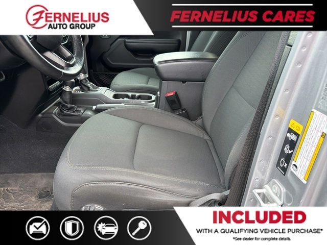 Used 2020 Silver Jeep Unlimited Willys image 9