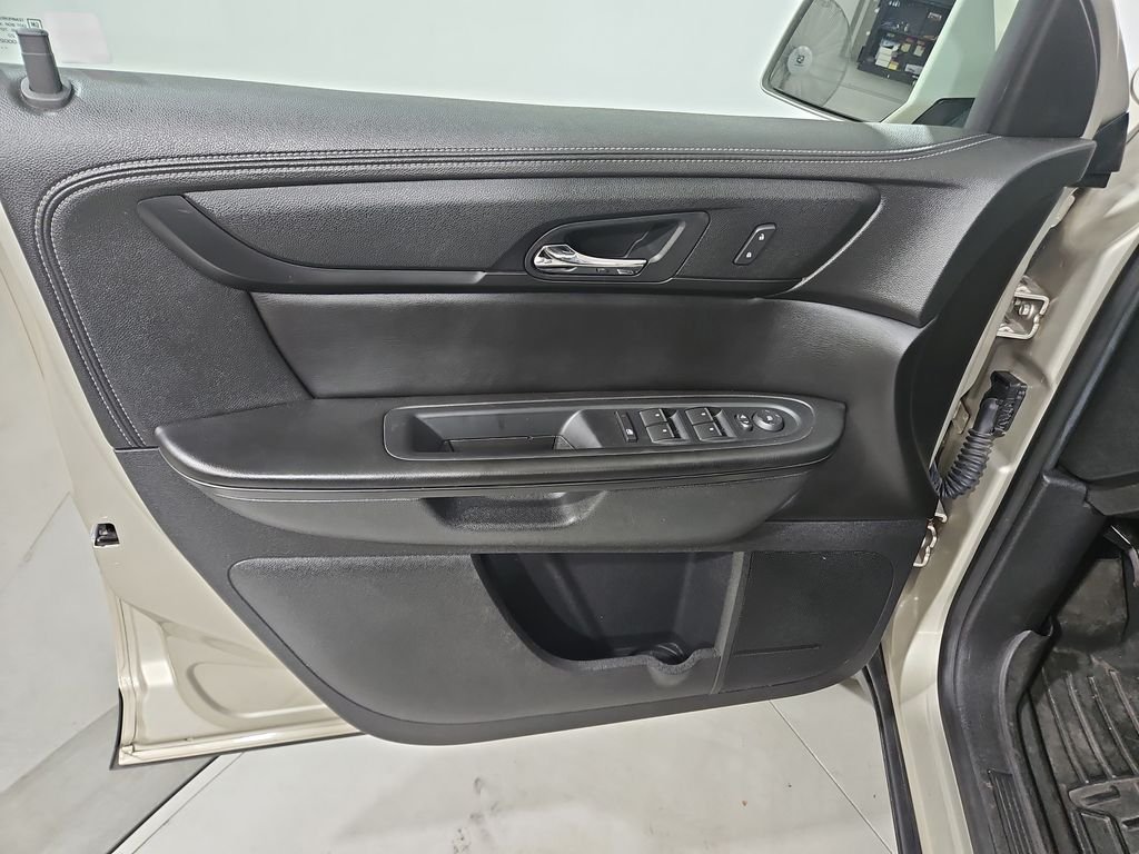 Used 2015 Gold Chevrolet LT image 11