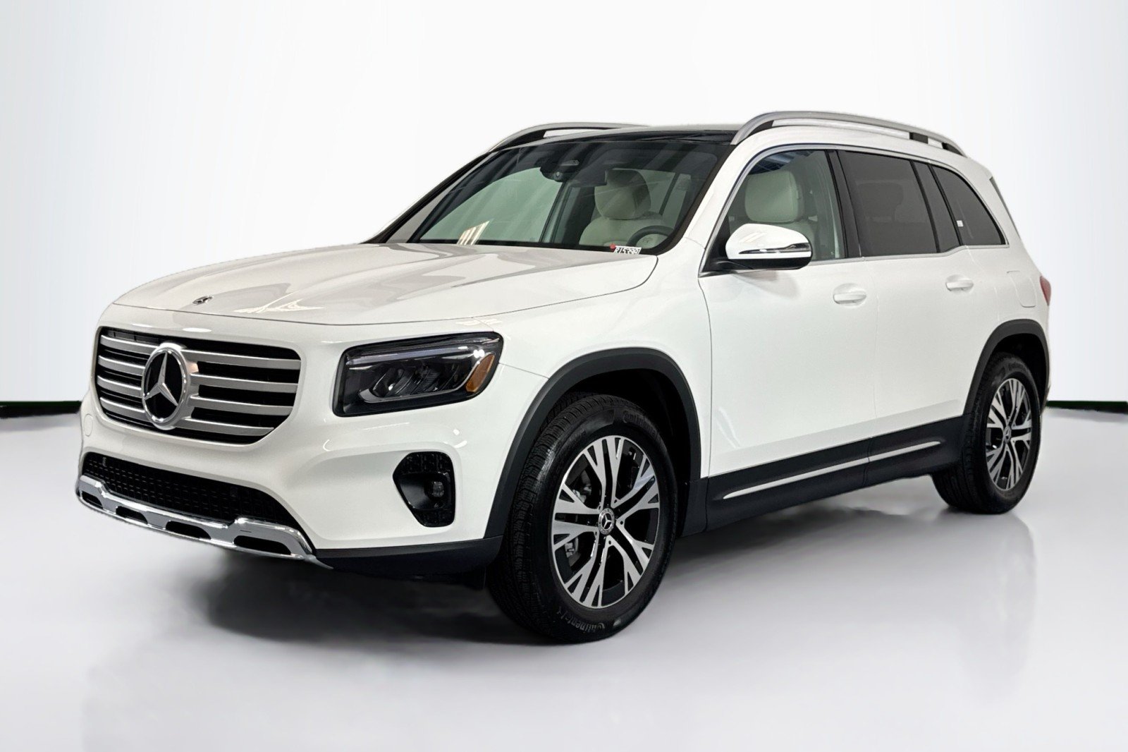2026 Mercedes-Benz GLB GLB 250's photo