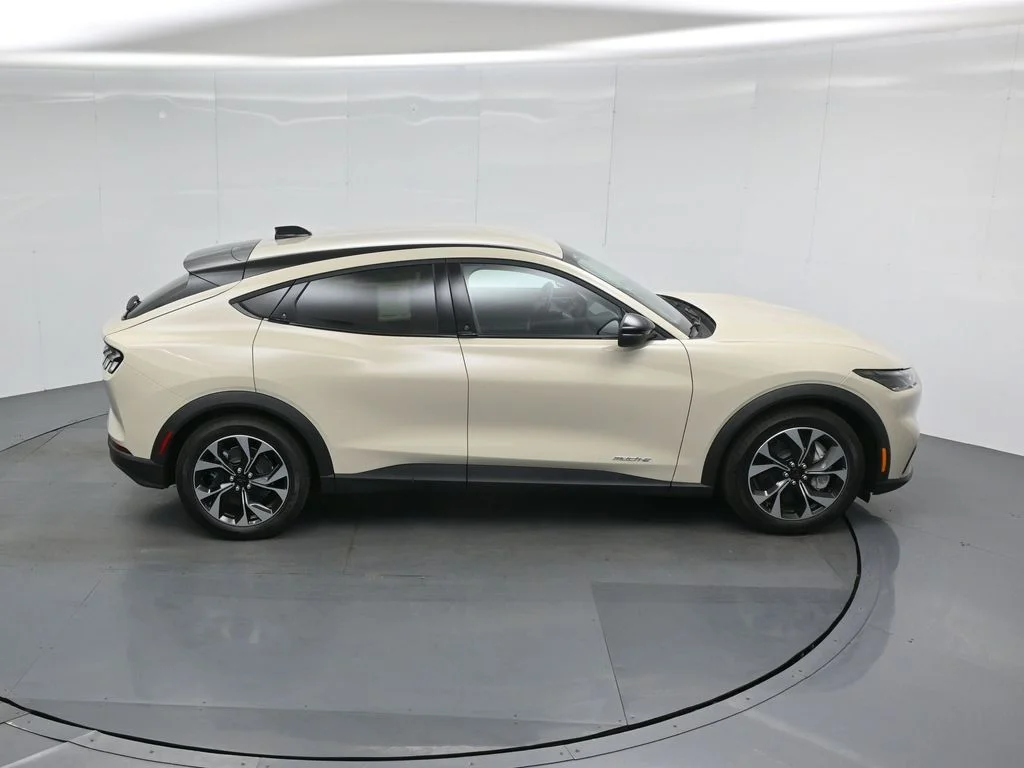 New 2026 Desert Sand Ford Select image 36