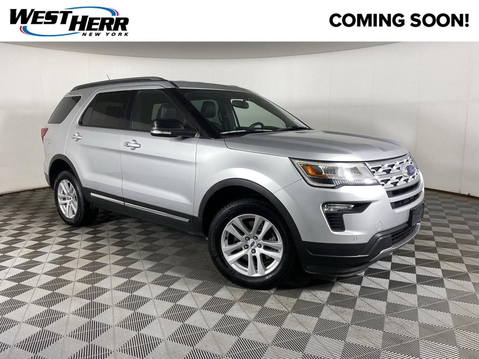 Used 2018 Ingot Silver Ford XLT image 1
