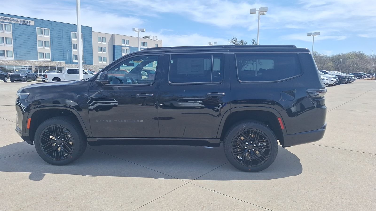 New 2026 High Gloss Black Exterior Paint Jeep Limited Reserve image 7