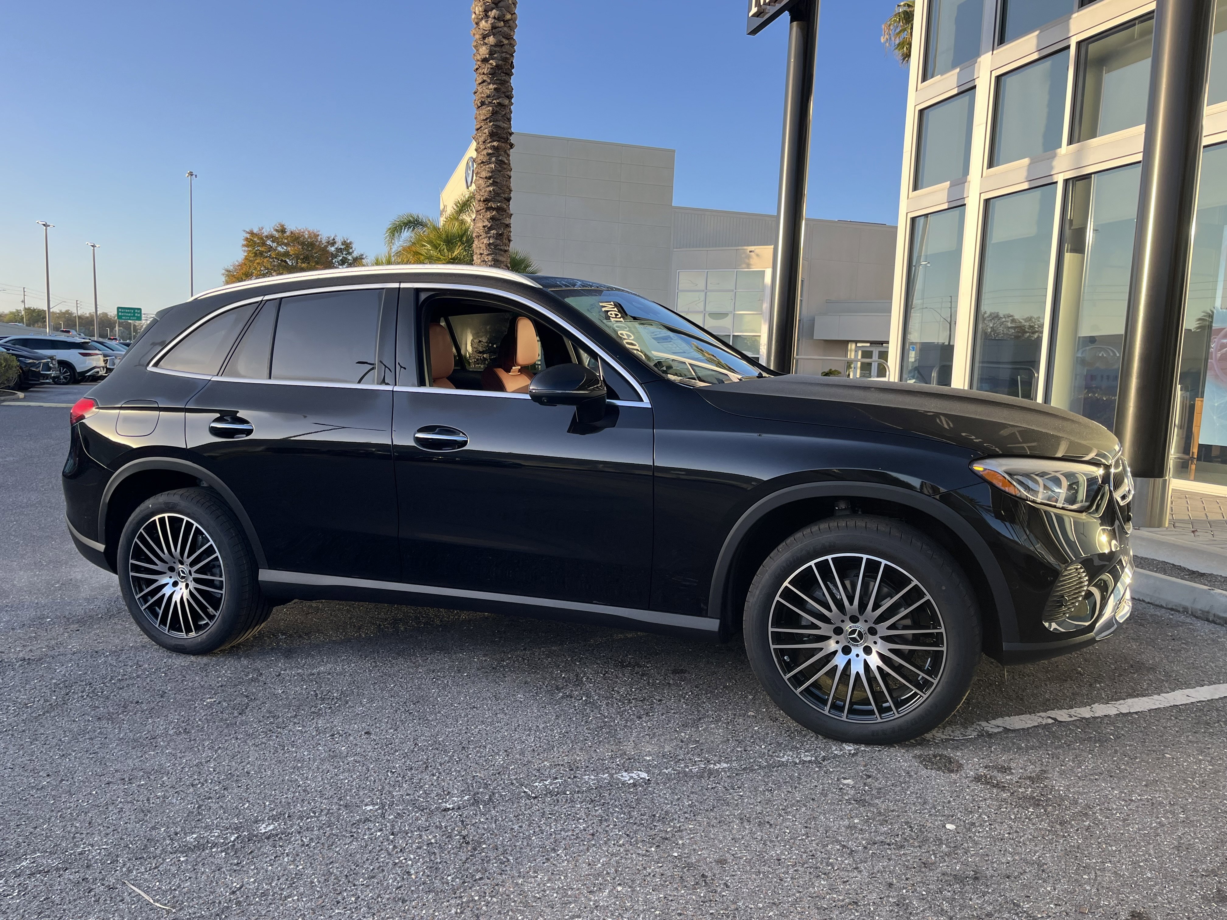 New 2026 Obsidian Black Metallic Mercedes-Benz GLC 300 image 6