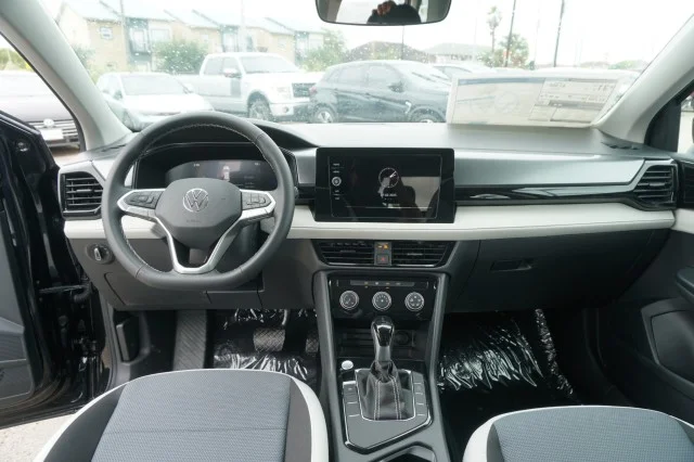 2025 Volkswagen Taos S - Photo 20