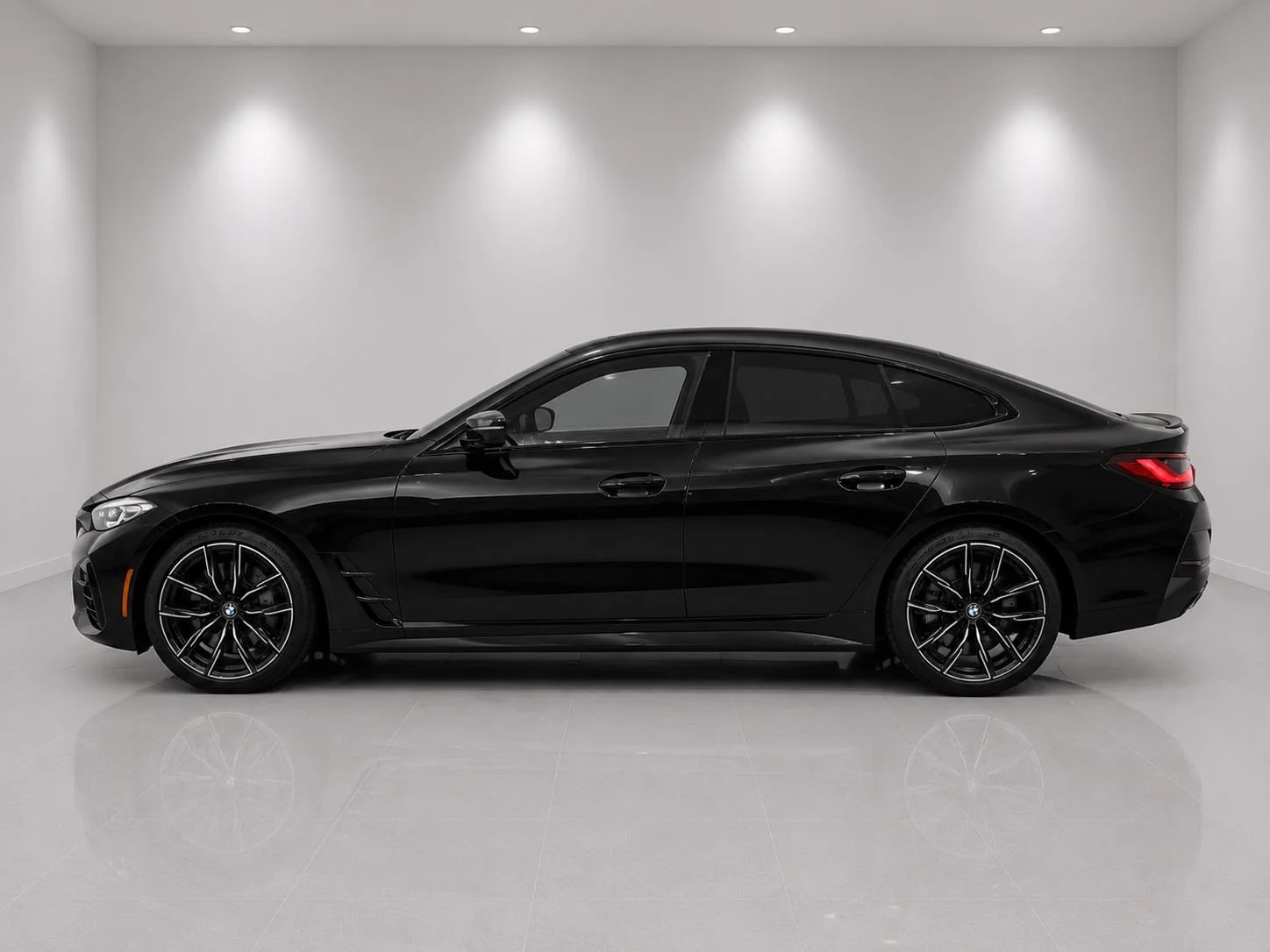 Used 2022 Black Sapphire Metallic BMW 430i image 2