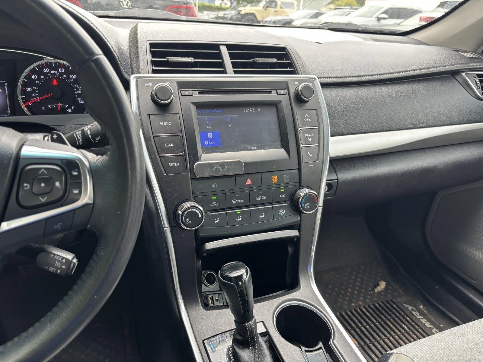 Used 2017 Blizzard Pearl Toyota SE image 23