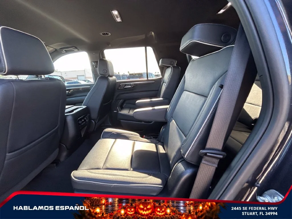 Used 2025 Dark Ash Metallic Chevrolet Premier image 12
