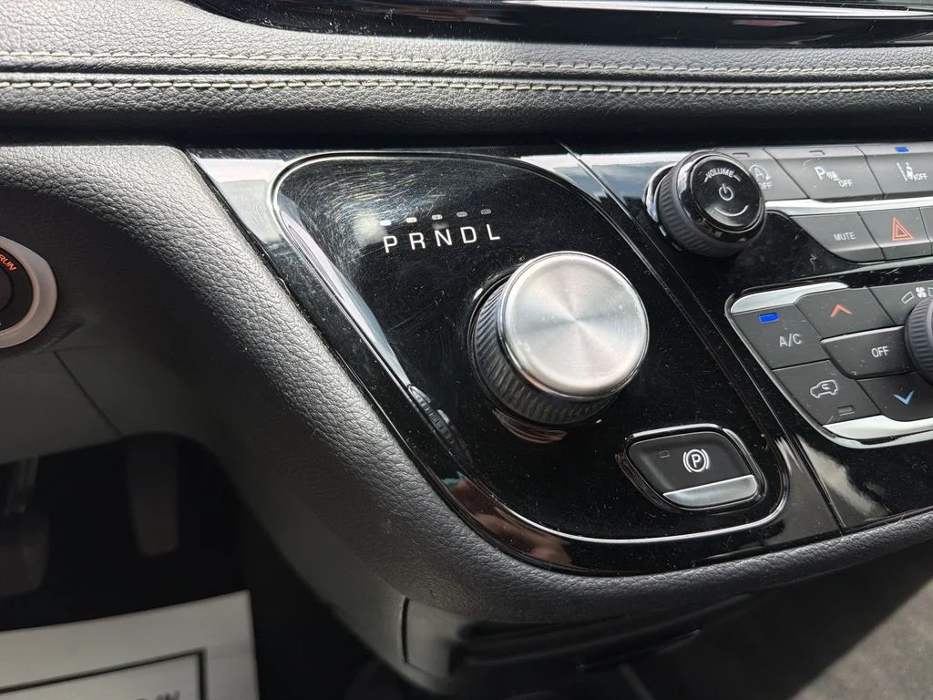 Used 2021 White Chrysler Touring L image 22