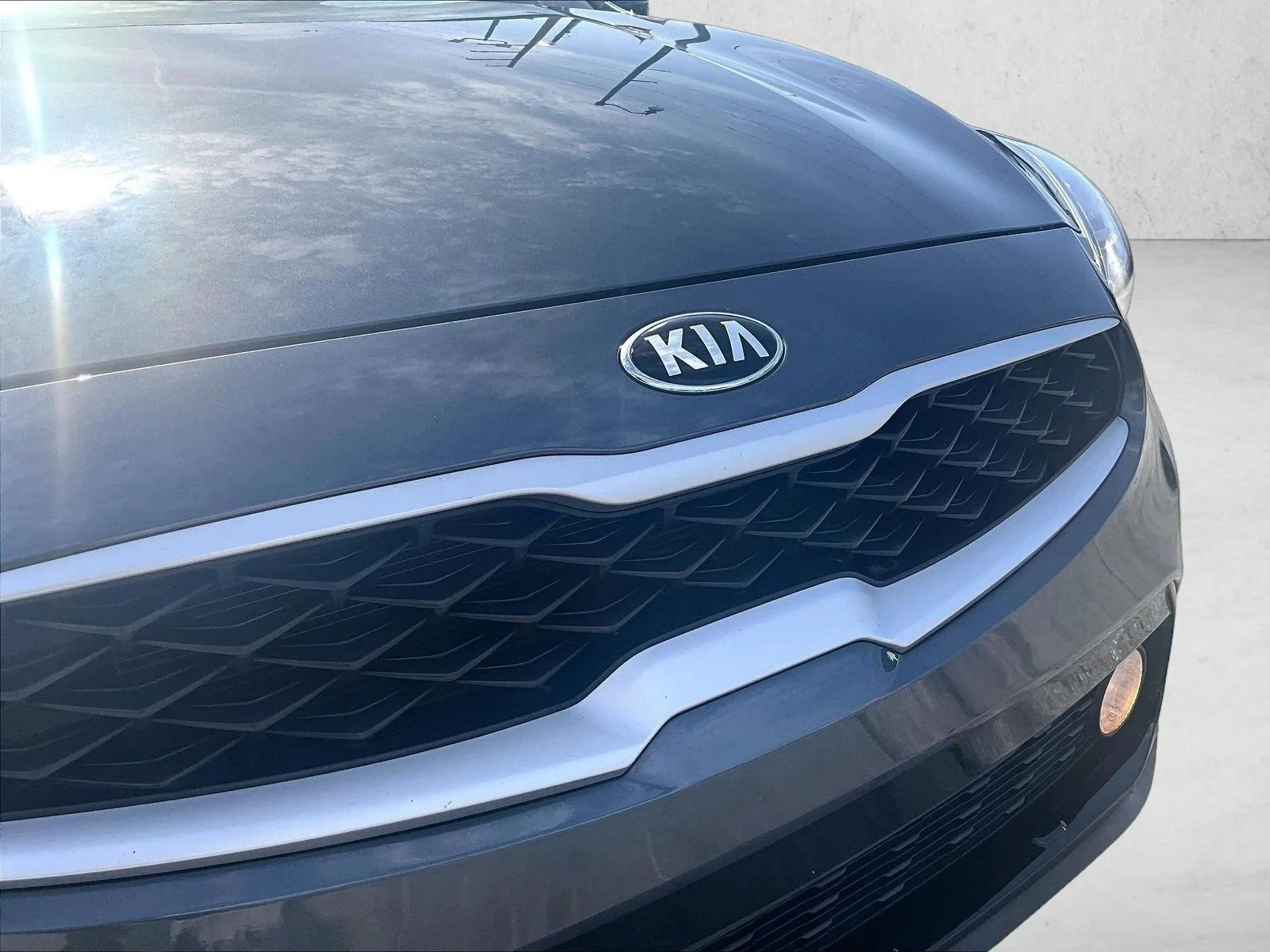 Used 2019 Gravity Grey Kia LXS image 29