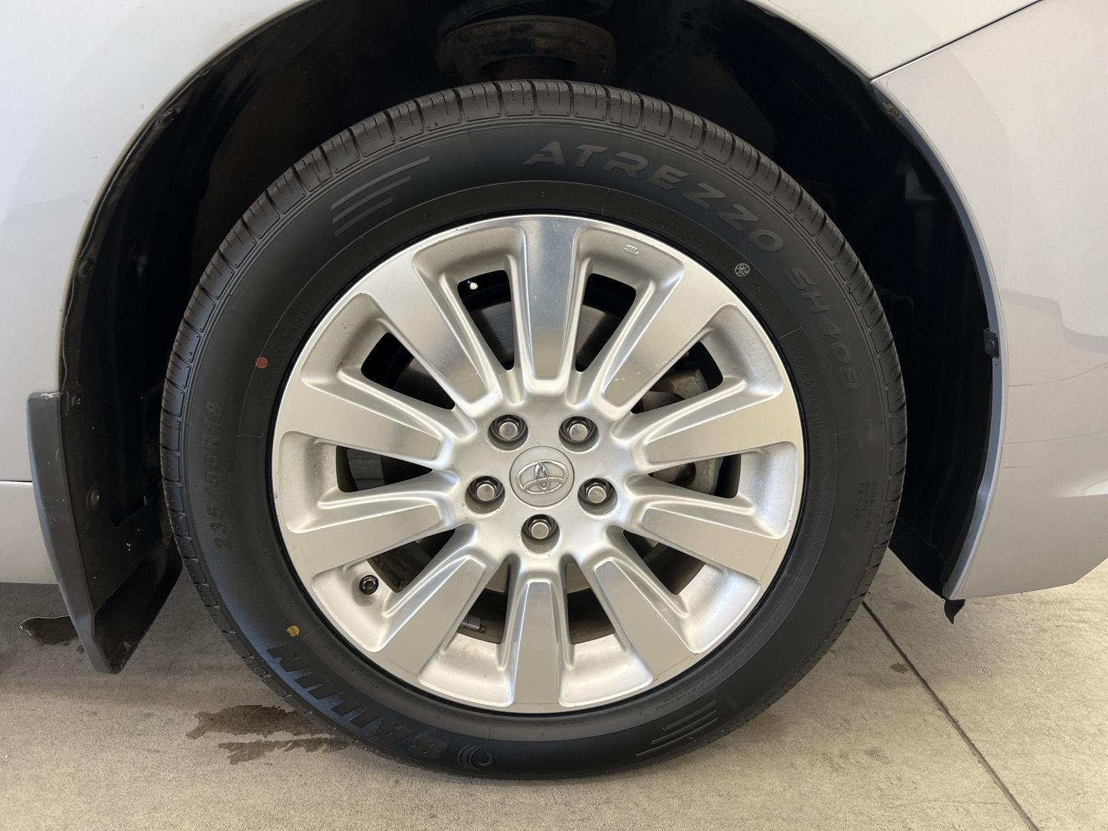 2016 Toyota Sienna LE - Photo 8
