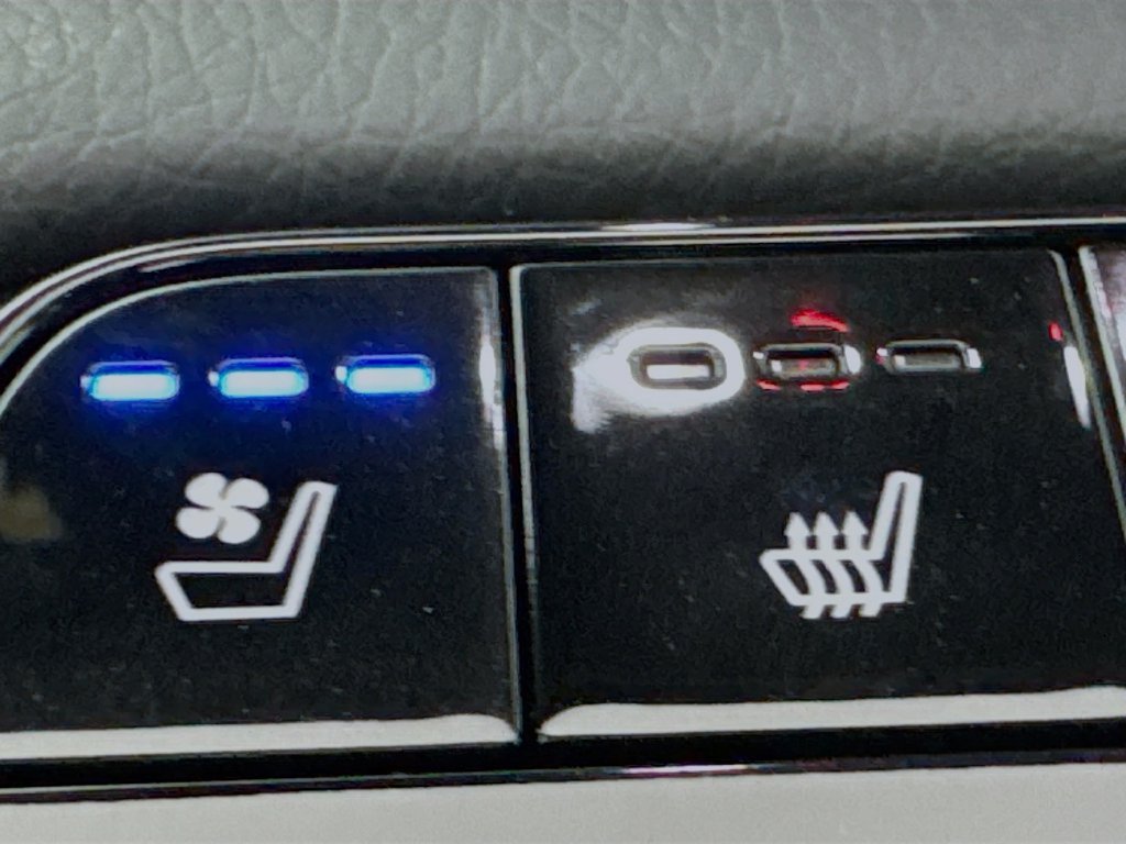 New 2026 Solar Silver Metallic Honda Black Edition image 28
