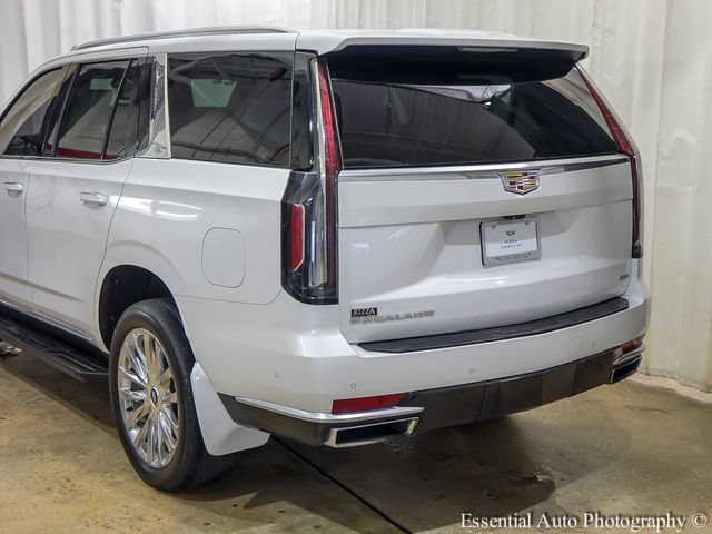 Certified Used 2022 Crystal White Tricoat Cadillac Premium Luxury image 8