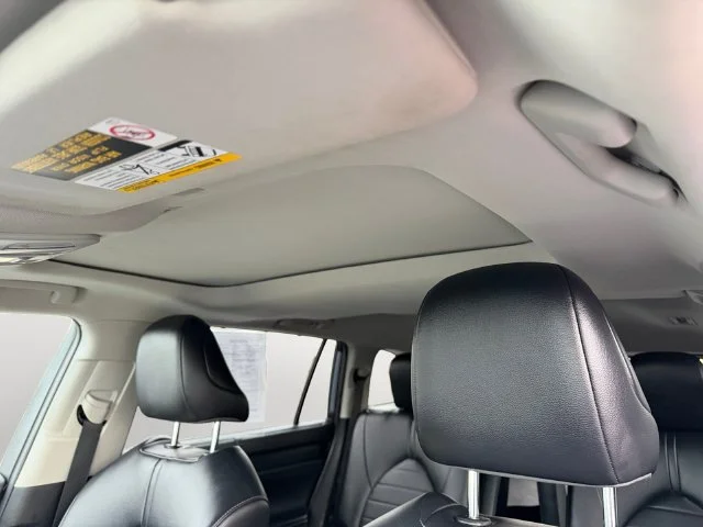 Used 2022 Moon Dust Toyota XLE image 12